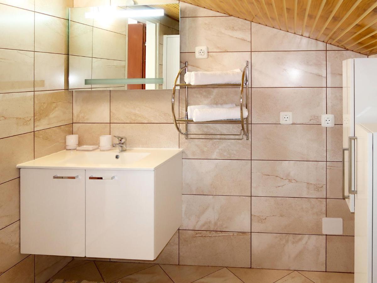 Apartment Violetta - Lbn200 By Interhome